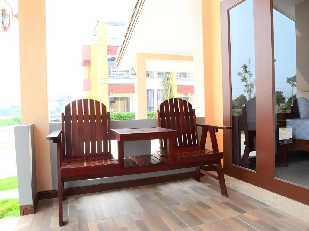 Juntima Boutique Hotel Phetchaburi Ngoại thất bức ảnh