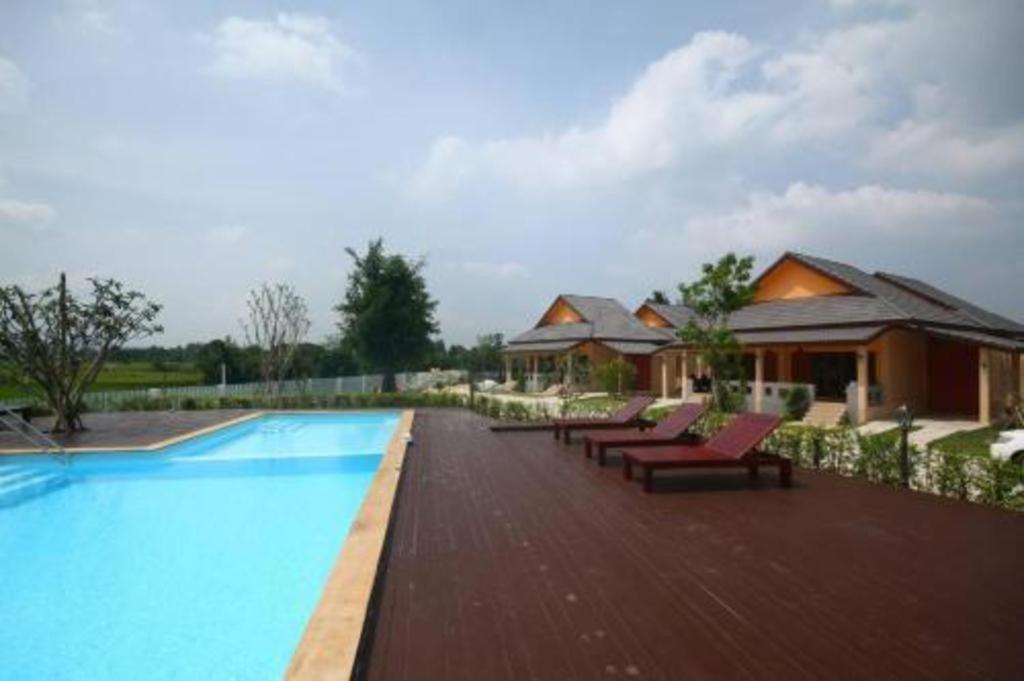 Juntima Boutique Hotel Phetchaburi Ngoại thất bức ảnh